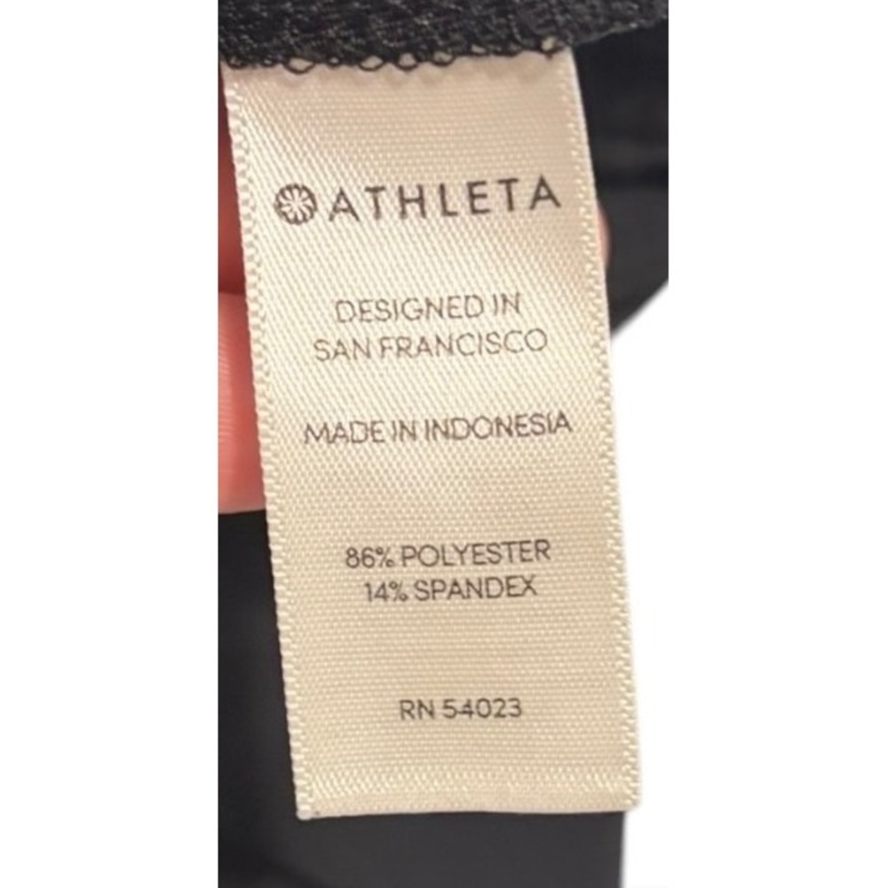 Athleta Trekkie North Shorts Black Hiking Travel Pockets 211376 Womens 2 - Picture 7 of 10